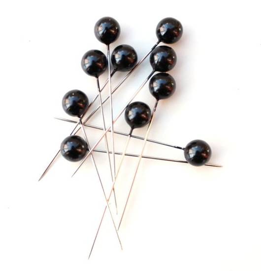 Pärlnålar, svart. 10 st i gruppen Pynt & dekorationer / Pärlor / Pärlor med nål / Svarta hos Kransmakaren.se (201-svart-parlnal-1cm)
