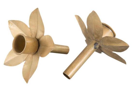 Ljushållare flaska Kronljus Blomma - Mässing i gruppen Pynt & dekorationer / Ljushållare / Ljushållare för flaska hos Kransmakaren.se (1395)