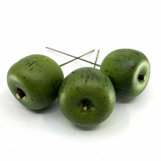 Äpplen. Gröna.  3 st. 4,5 cm i gruppen Pynt & dekorationer / Småpynt / Bär & Frukter hos Kransmakaren.se (320513)