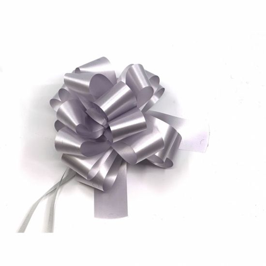 Dragrosett Silverfärgad, 13cm, 30 st i gruppen Pynt & dekorationer / Övriga / Rosetter hos Kransmakaren.se (60124)