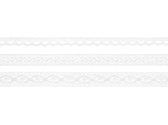 Spetsband, vit. 3 olika sorter. 3 x 1.5 meter i gruppen Krans & Floristtillbehör / Textilband & Snören / Spetsband hos Kransmakaren.se (KORC-2-008)