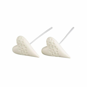 Hjärtan med mönster, creme. 2st