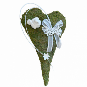 Mosshjärta med fågel, blommor, rosett och älskad