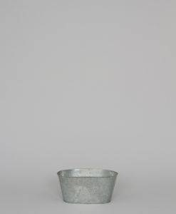 Oval skål, zink. 20,5 cm