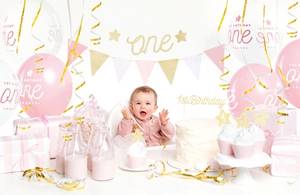 Partyset till 1-års kalaset i Rosa och Guld