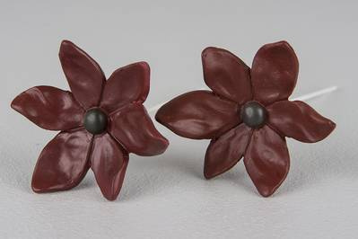 mörkröda blommor 2 st för dekoration