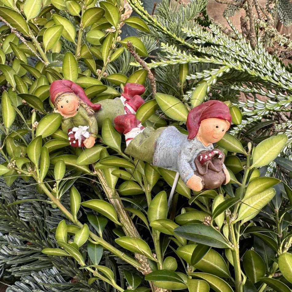 Tomtebarn, 2 olika. ca 6 cm