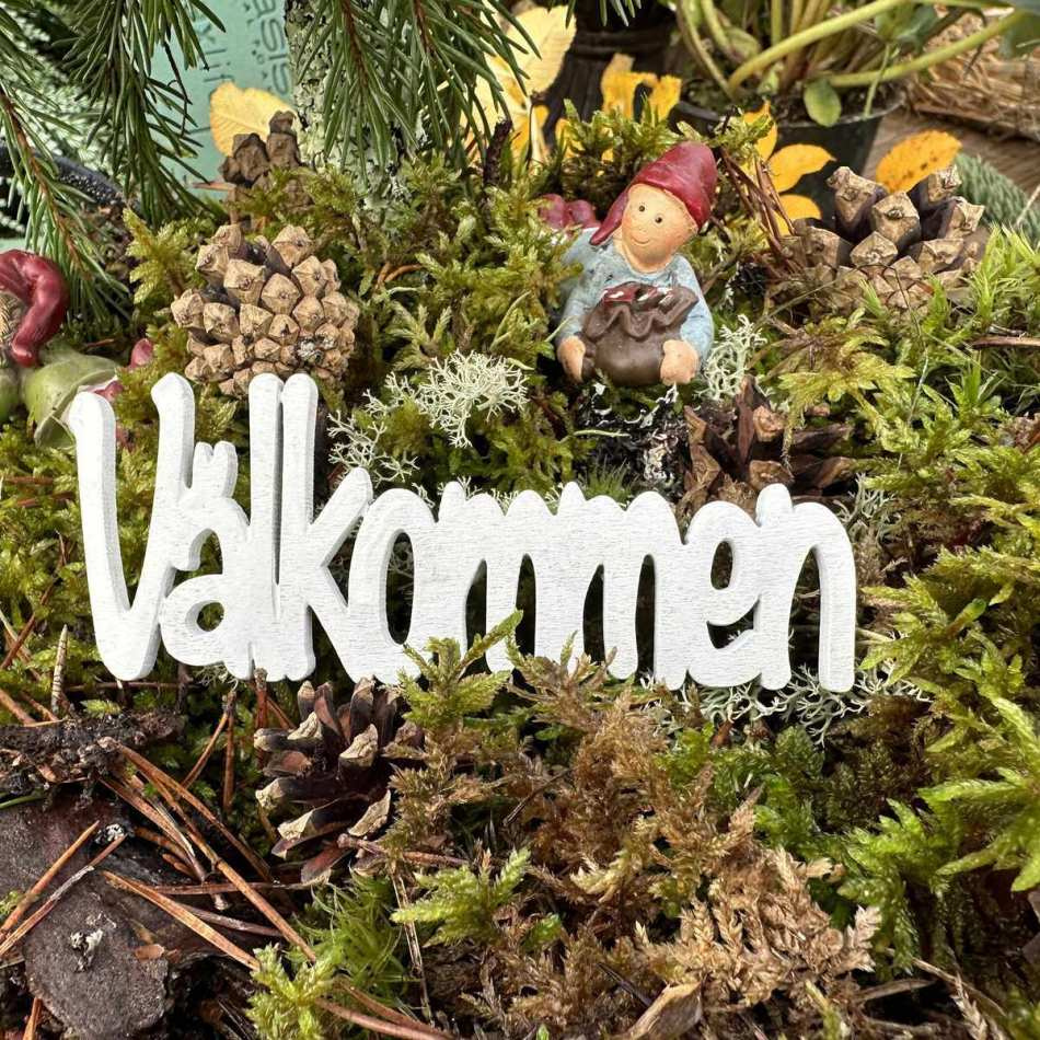 Tomtebarn, 2 olika. ca 6 cm