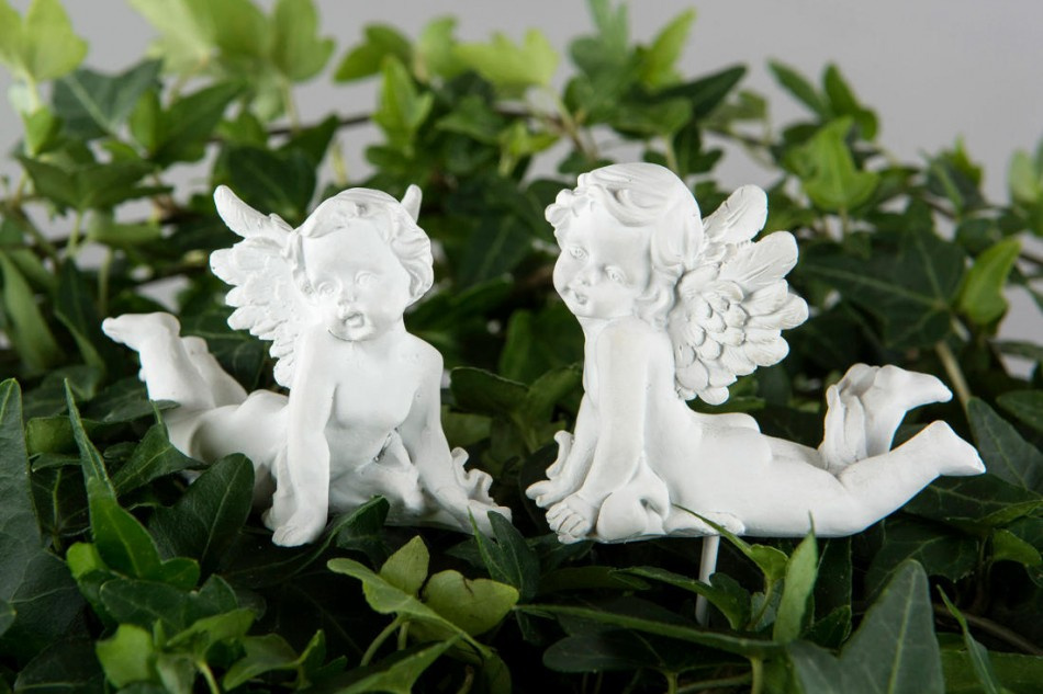 Änglar, liggandes. ca 8 cm, 2 st