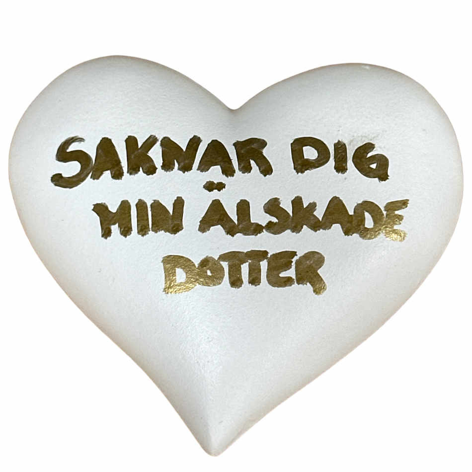 Hjärta med texten Saknar dig min älskade dotter
