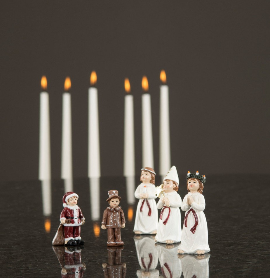 Luciatåg med 5 olika figurer