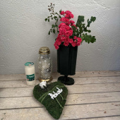 Gravljus med guldmönster ca 86 tim brinntid Gravljus med guldmönster ca 86 tim brinntid