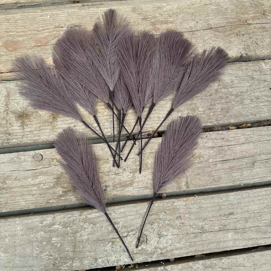 Fjädrar Konstgjorda. Lila. 12 st