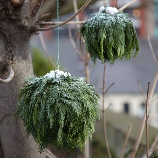 hängande dekoration i oasis