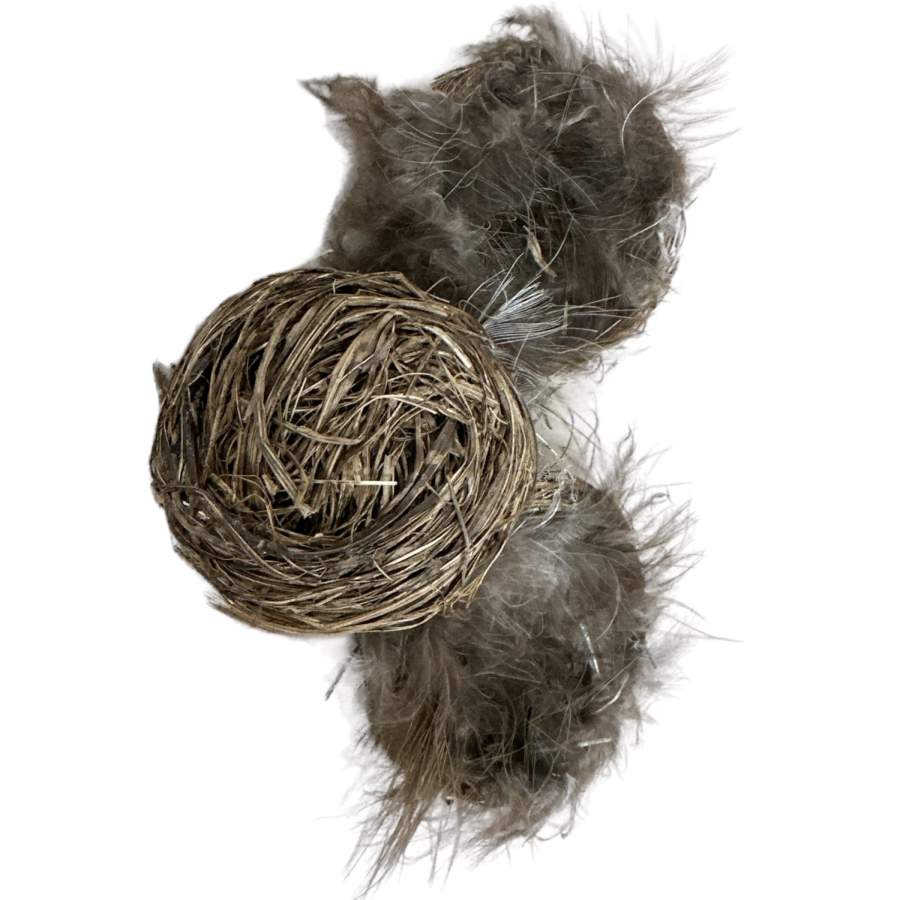 Fågelbo med fjädrar, 3 st.