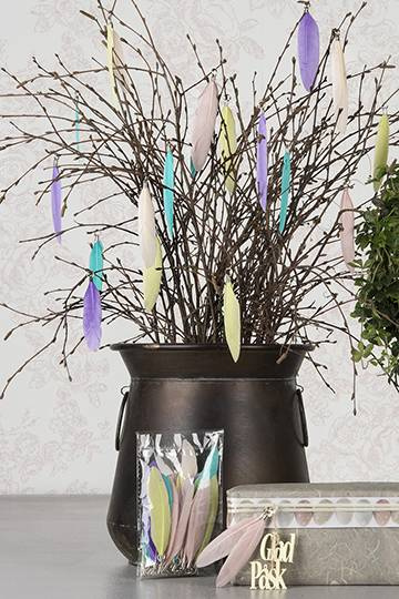 Dekorativa fjädrar att pynta med