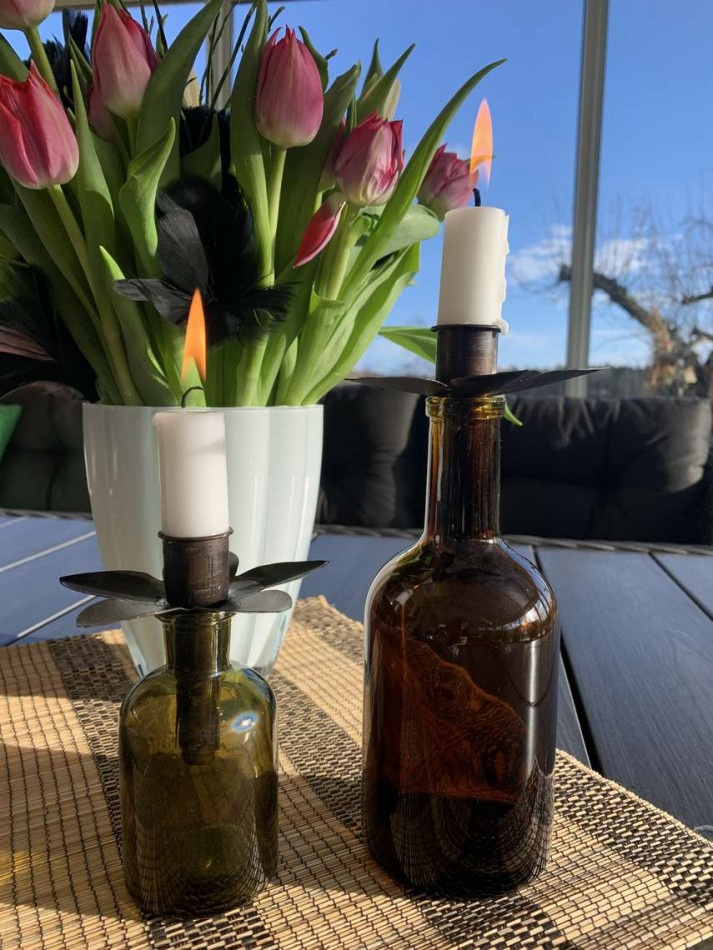 Blomformade fjädrar. Svarta. 6 st