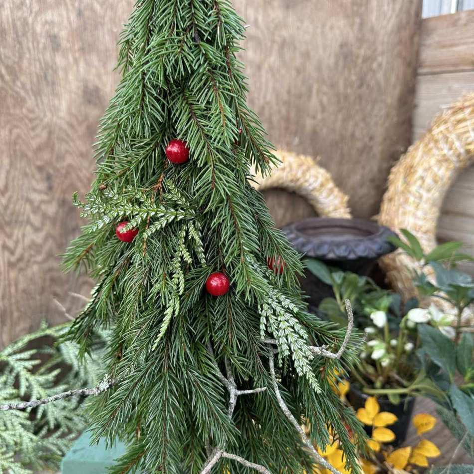 Pärlnålar, röda, 2 cm. 50 st.