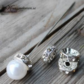 Silverfärgade strassrondeller 8 mm 15 st - kransmakaren.se strassrondeller 8 mm 15 st