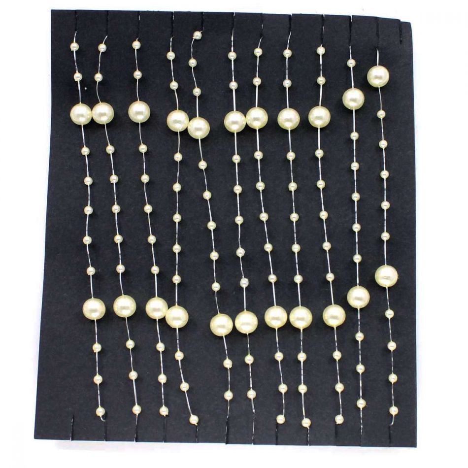 Pärlor på tråd, champagne. 3 meter