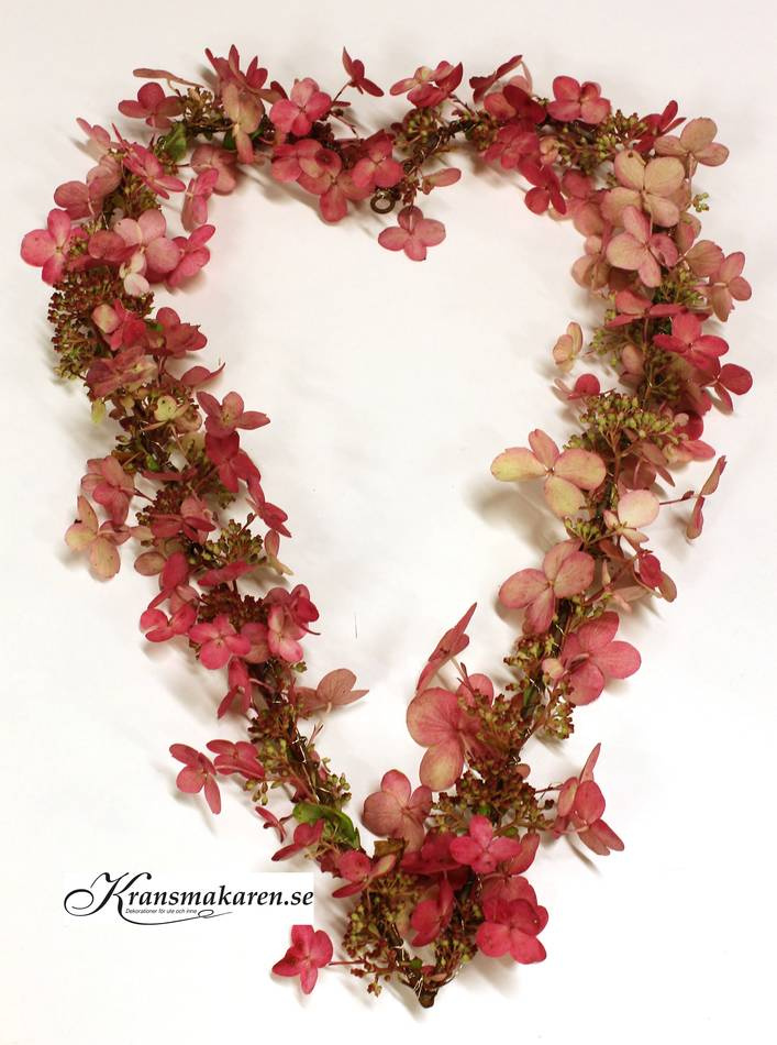 Hjärta i brunrostig metall, 40x 26 cm