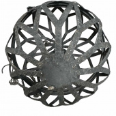 Ljusklot med kedja,  25 cm hög Ljusklot med kedja,  25 cm hög