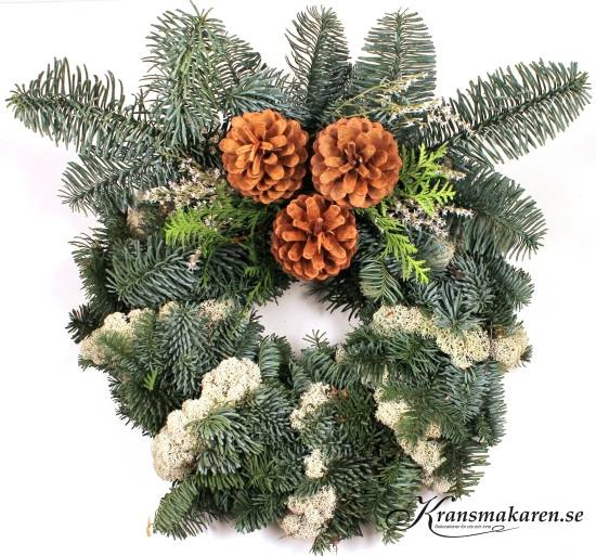 Varvad krans med kottar, risp och thuja 