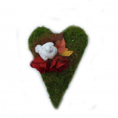 Mosshjärta med rosor, duva och löv