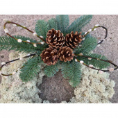 Mosskrans med vide och kottar Mosskrans med vide och kottar