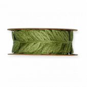 Girlang med gröna löv / band. 23 mm ( 5 meter)
