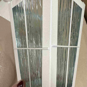 Gravlykta med kula. Vit Gravlykta med kula. Vit