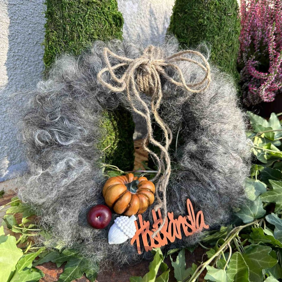 Ullkrans mörkgrå ca 26 cm