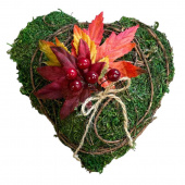 Hjärta dekorerad med löv och bär Hjärta dekorerad med löv och bär