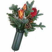 Gravdekoration med Ananasblommor och Grön rund gravvas Gravdekoration med Ananasblommor och Grön rund gravvas