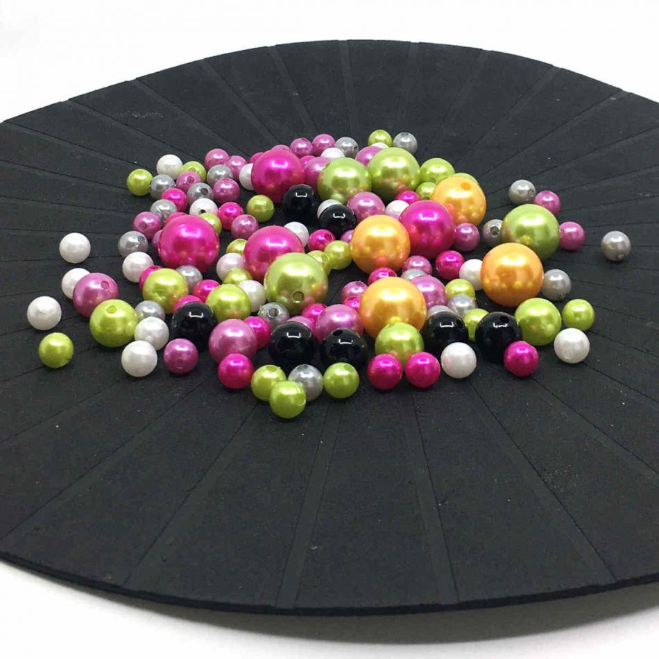 Mixade färger vaxpärlor ca 130st