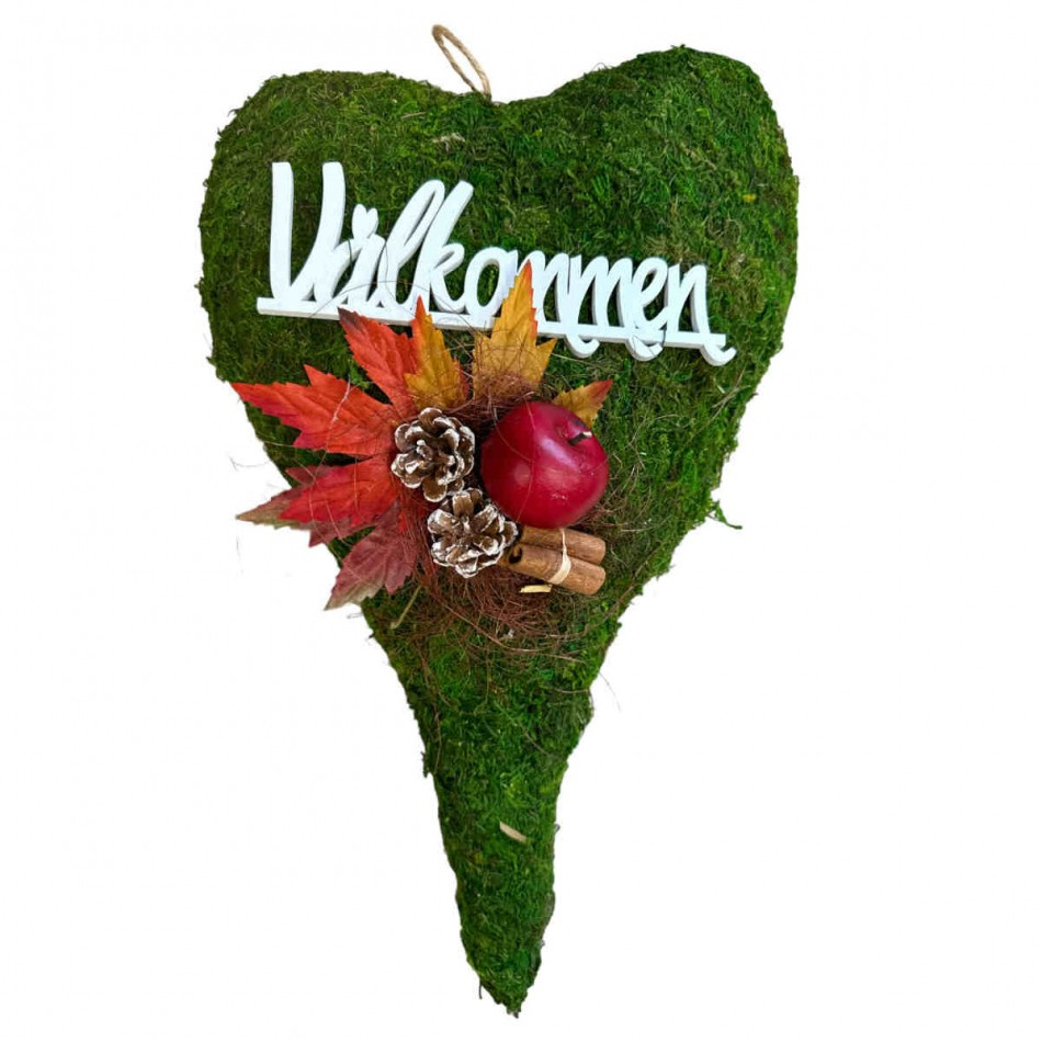 Mosshjärta med Välkommen, löv, kottar, kanel och äpple ca 44 x 27cm