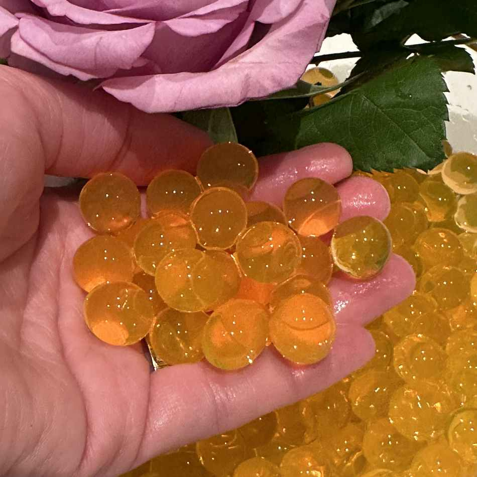 Vattenpärlor - ljust orangea