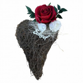 Gravdekoration med två rosor i vitt och rött, duva och skylt Gravdekoration med två rosor i vitt och rött, duva och skylt