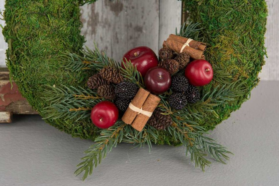 Äpplen röda, 3,5 cm. 5 st