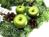 Äpplen. Gröna.  3 st. 4,5 cm