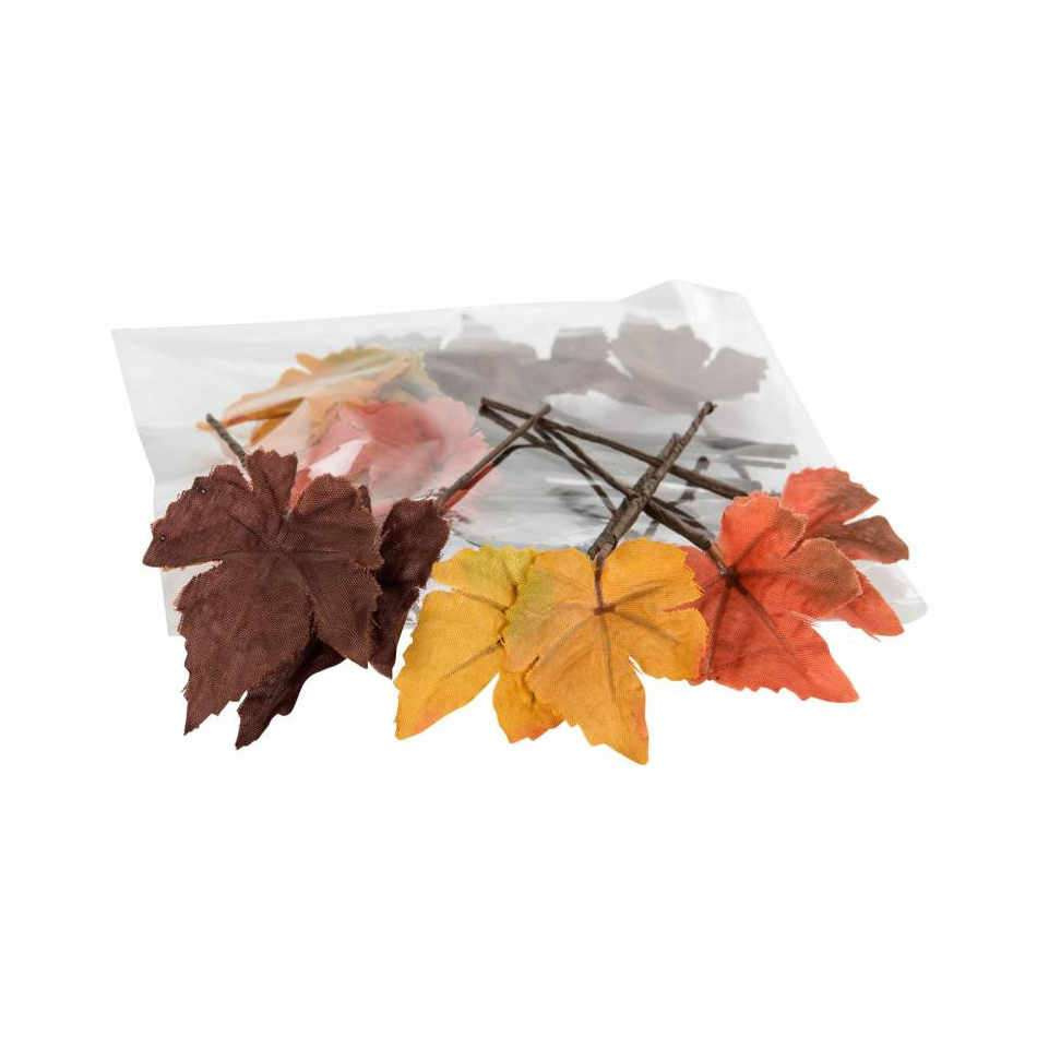 Löv i 3 färger. 12 st. ca 4 cm