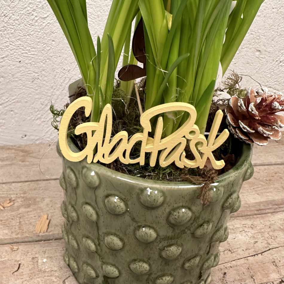 Glad Påsk i gult. 9x4 cm. 