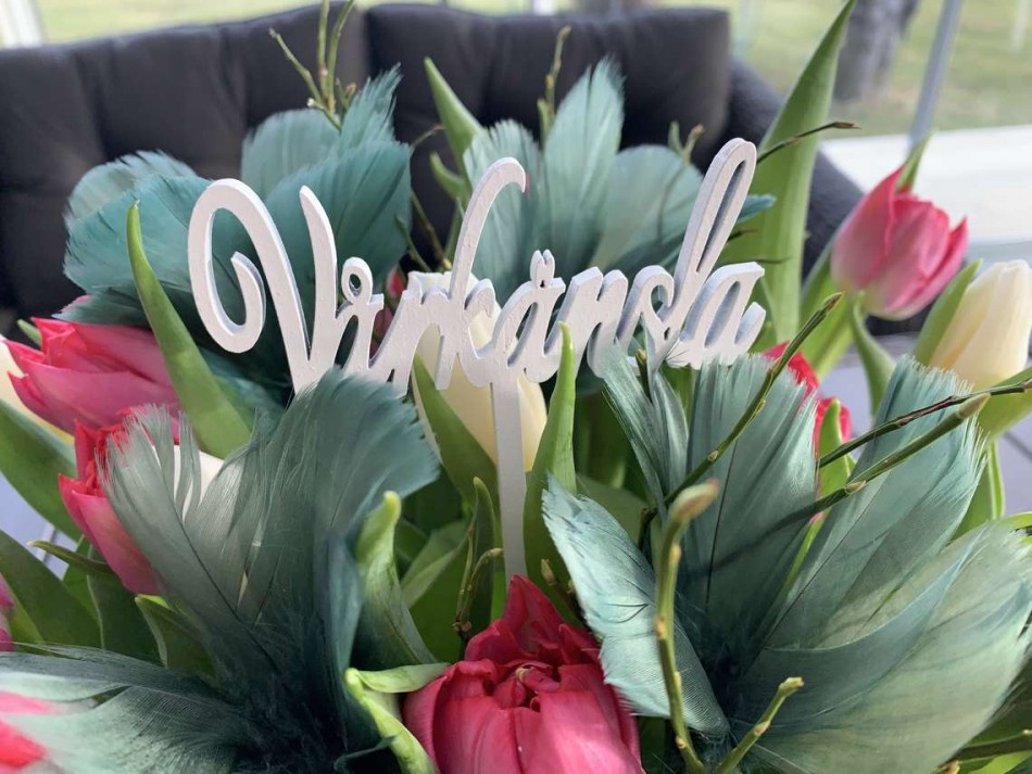 Vårkänsla, 9.5 x 4 cm