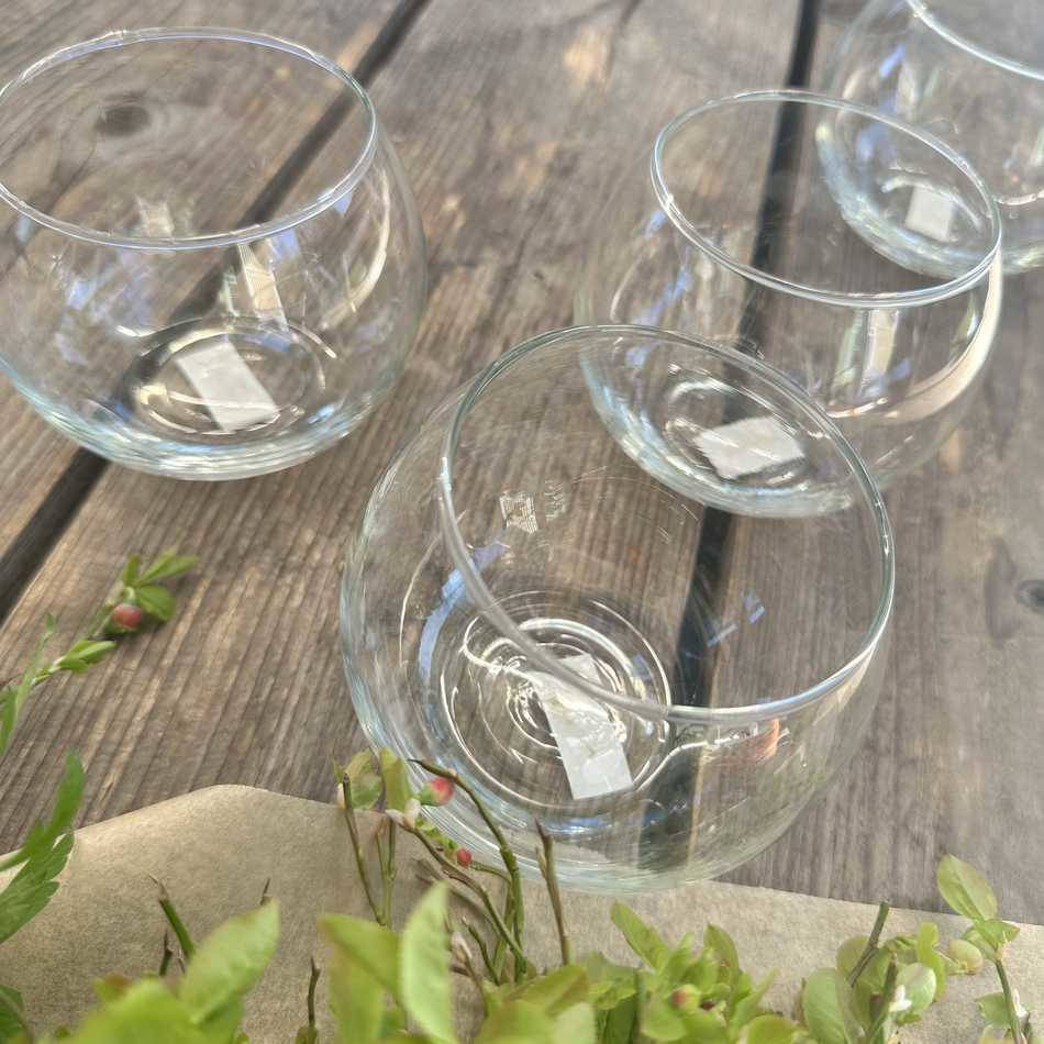Glasvas 10x8 cm