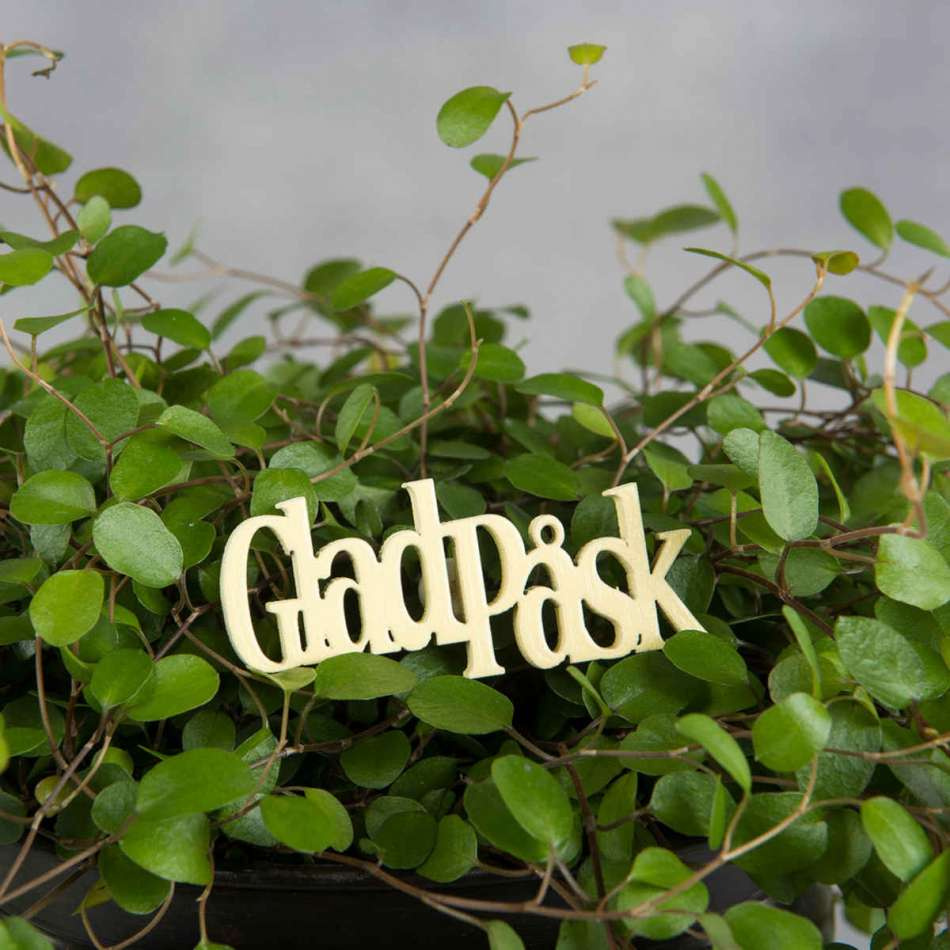 Glad Påsk, stick. Gul. 6 x 2,5 cm