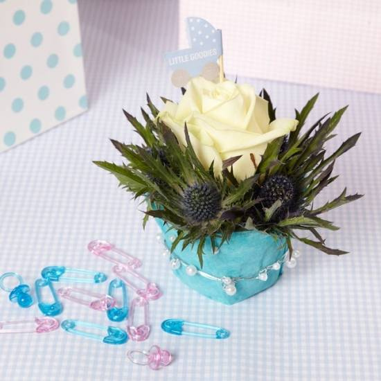 Pärlor på tråd, mörkrosa. 8 meter