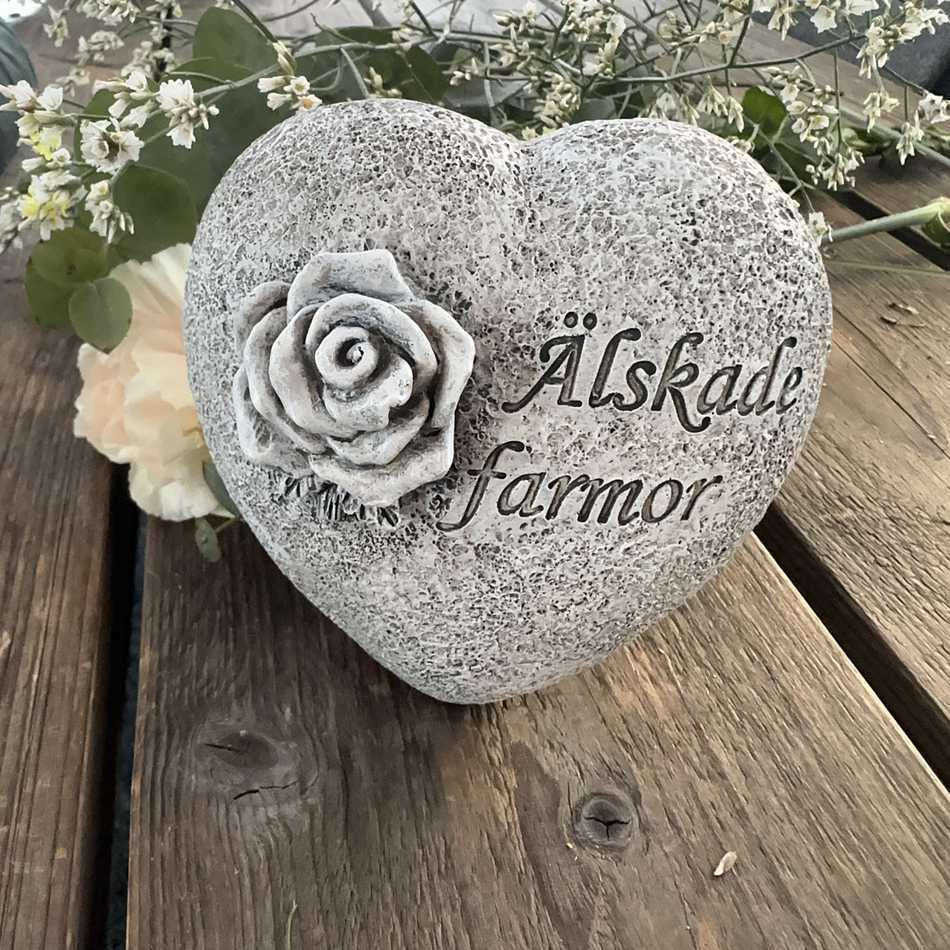 Hjärta med text – Älskade farmor