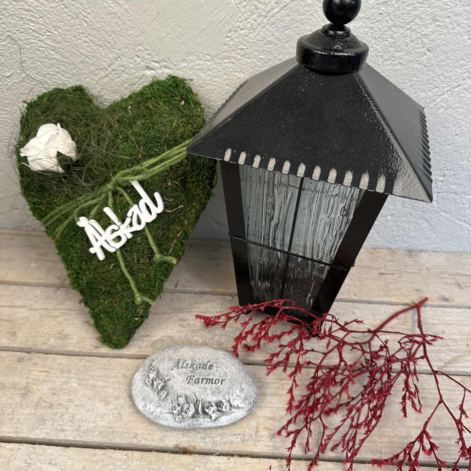 Sten med text Älskade Farmor