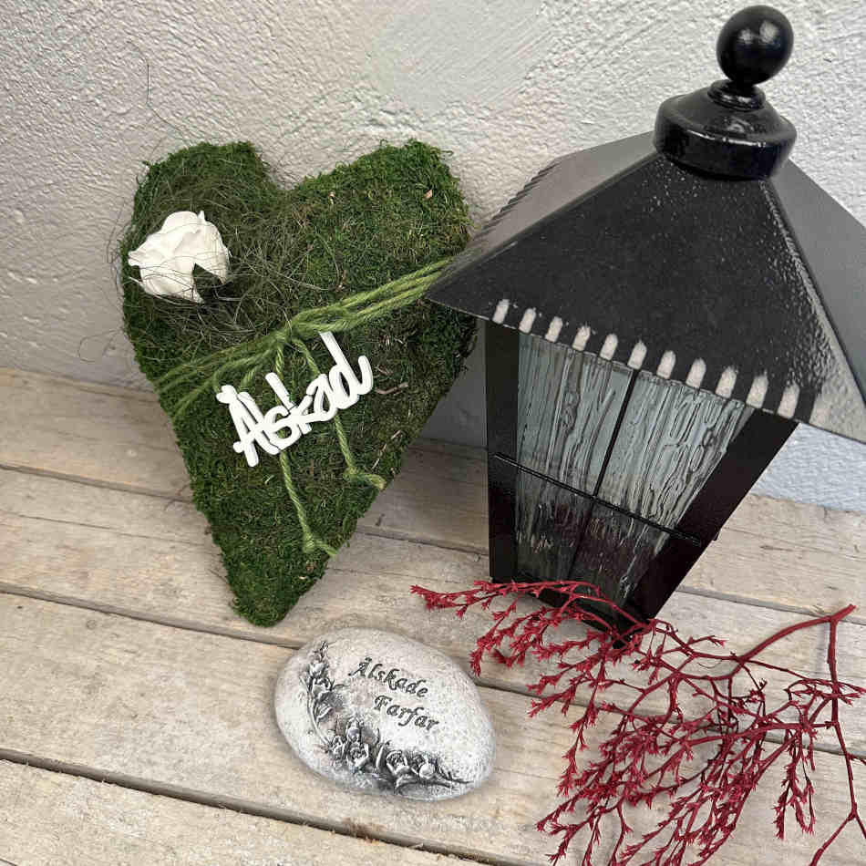 Sten med text Älskade Farfar