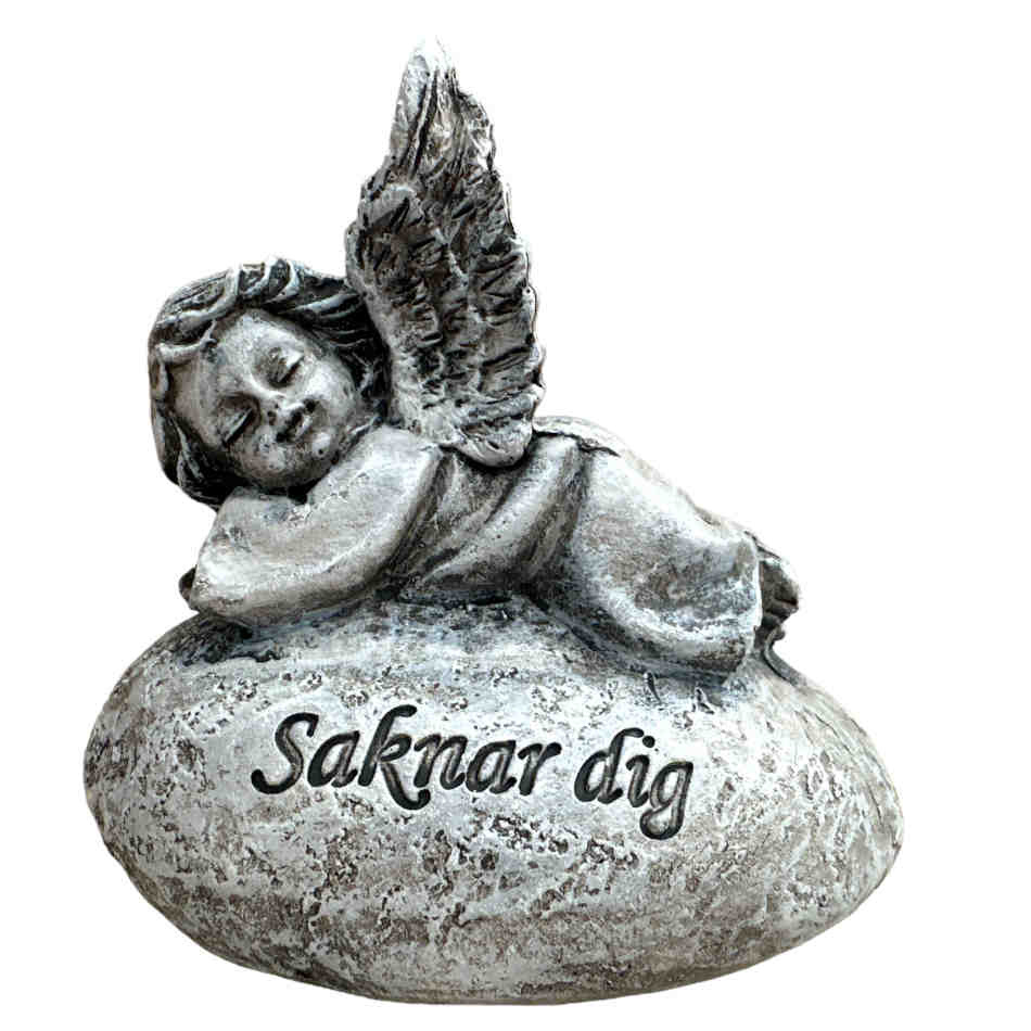 Ängel i grått på sten med texten Saknar dig, ca 9 cm